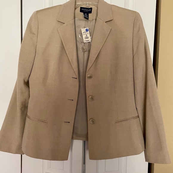 AnnTaylor Petite Jacket - Picture 1 of 4